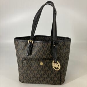 MICHAEL KORS, BLACK AND BROWN SIGNATURE PRINT SHOULDER BAG